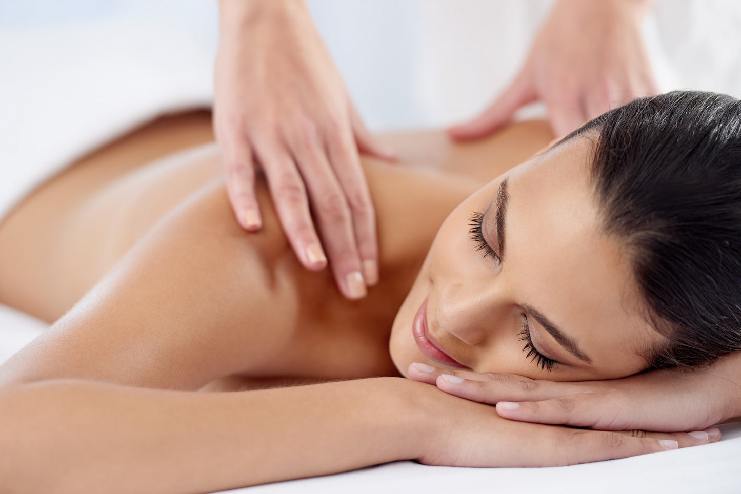 Bliss | Back Neck shoulder focus massage + Mini Facial