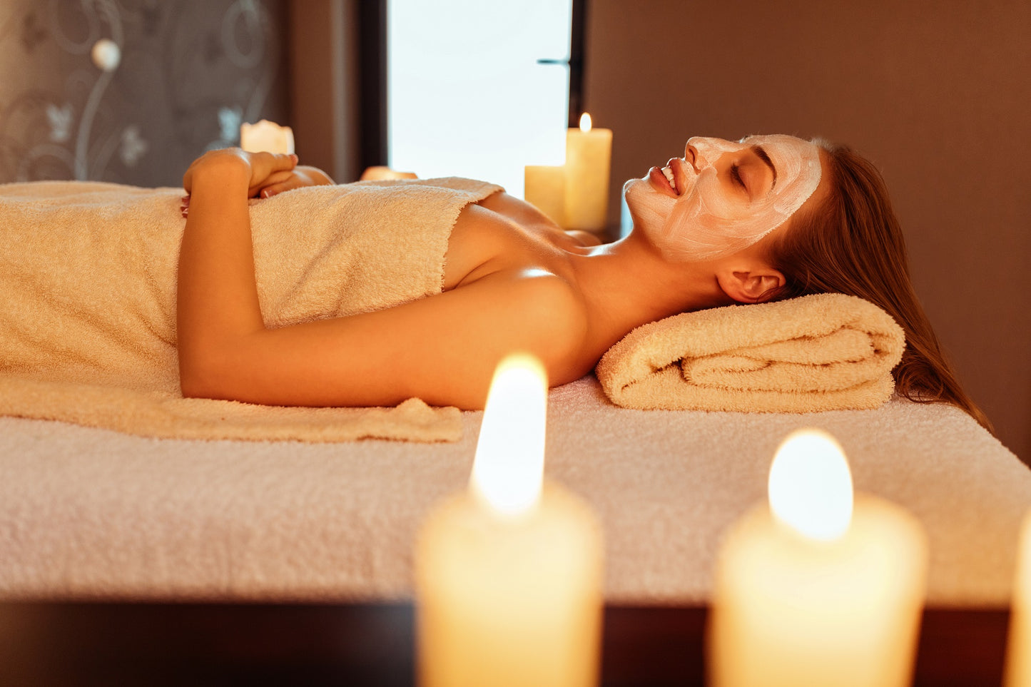Unwind | Back Exfoliation + Focus Back, Neck, Shoulder Massage + Mini Facial
